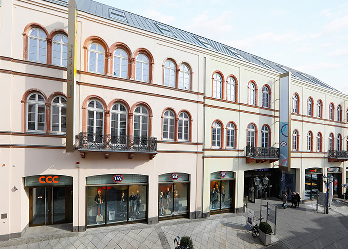 SHOPPING CENTER BAD HOMBURG