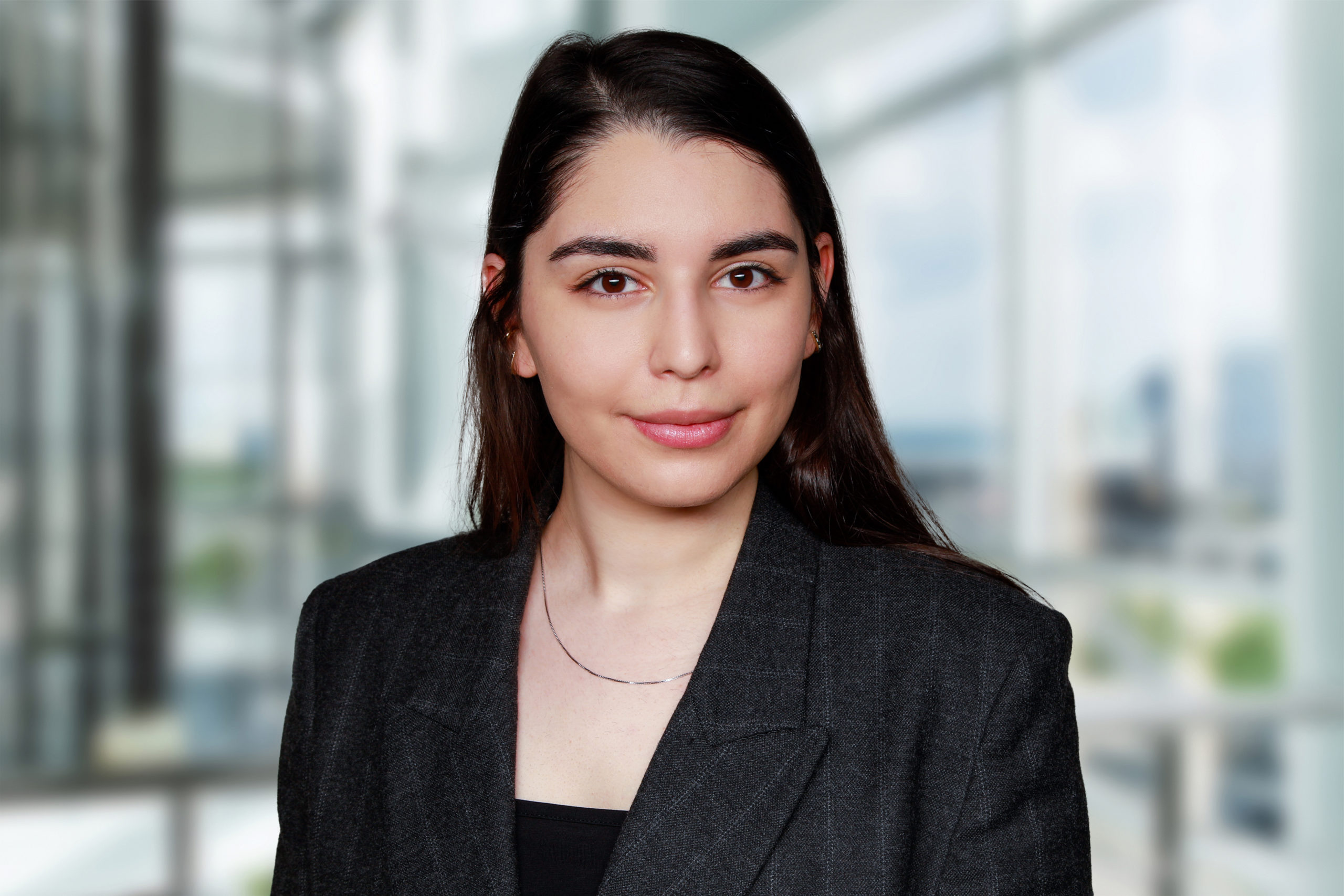Aslan_Zeynep VERIANOS